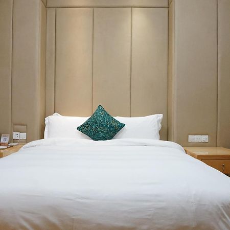 Paco Hotel Ouzhuang Metro Guangzhou-Free Shuttle To Canton Fair Eksteriør billede