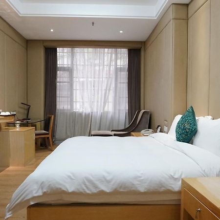 Paco Hotel Ouzhuang Metro Guangzhou-Free Shuttle To Canton Fair Eksteriør billede